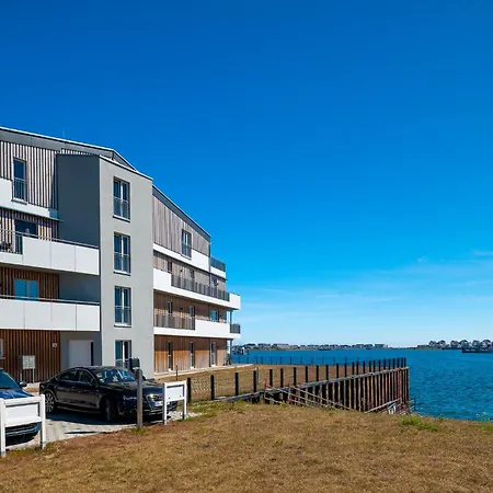 Apartment Zweite Heimat- Eg, Infrarotsauna, Grosse Dusche, Terrasse, Blick Auf Hafenbecken Olpenitz