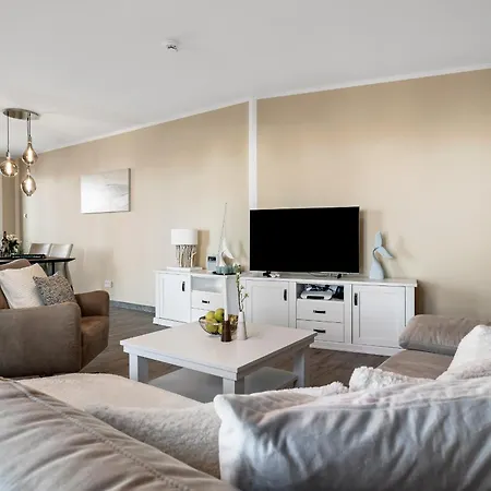 Zweite Heimat- Eg, Infrarotsauna, Grosse Dusche, Terrasse, Blick Auf Hafenbecken Olpenitz