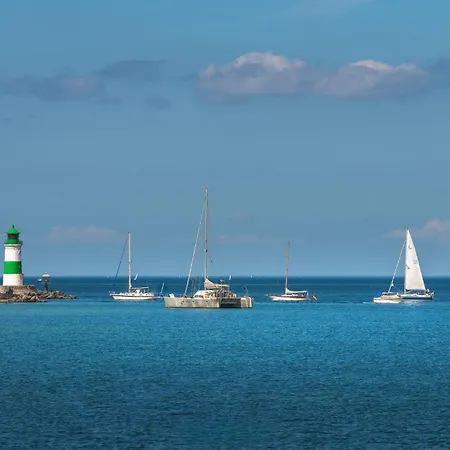 Zweite Heimat- Eg, Infrarotsauna, Grosse Dusche, Terrasse, Blick Auf Hafenbecken Olpenitz